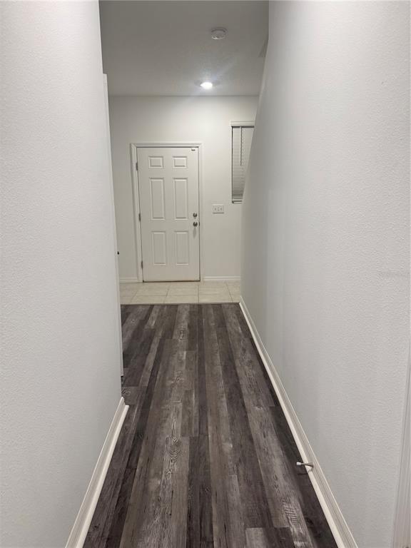 Building Photo - 233 Mandovi St