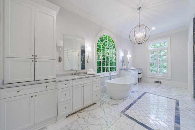 Building Photo - 25 Asheworth Ct NW