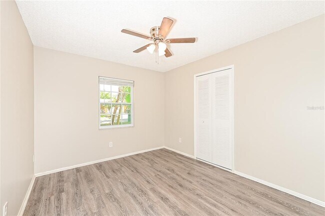 Building Photo - 436 Pomona Dr