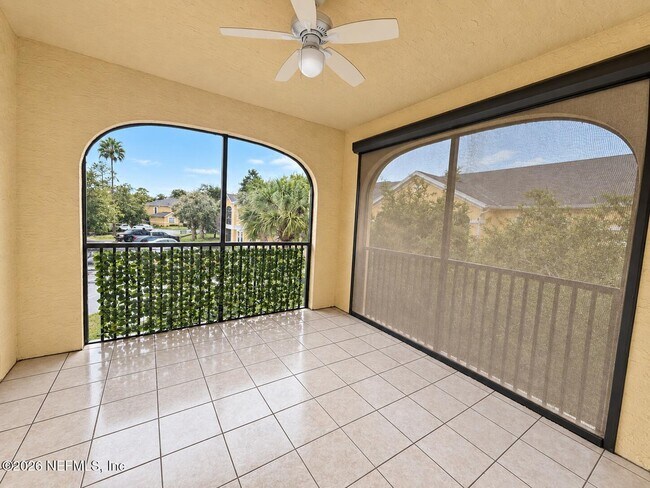 Building Photo - 2521 Vista Cove Rd