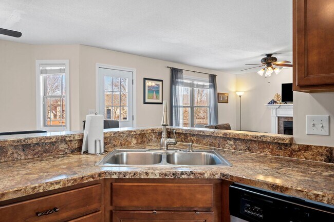 Building Photo - Spacious Living with a Private Primary Retreat!