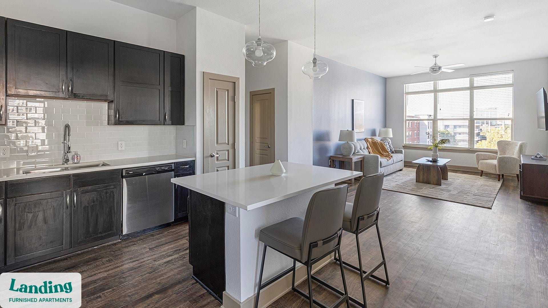 Building Photo - 5005 Galleria Dr