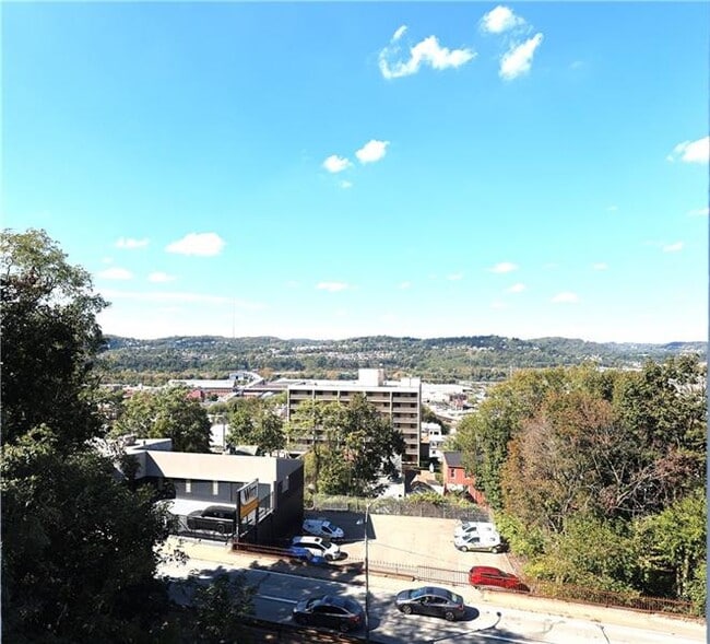 Building Photo - 3367 Ridgway St