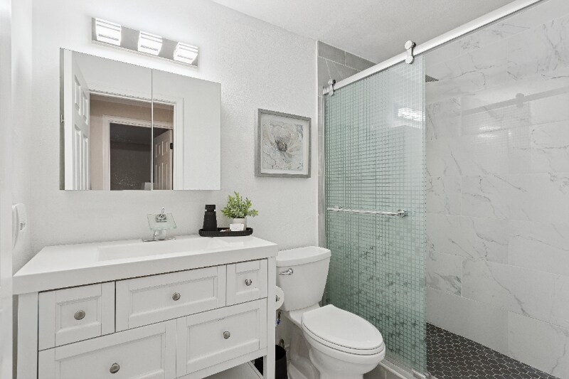 Building Photo - 6911 47th St Ct W