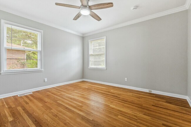 Building Photo - 4301 Richardson Dr NW