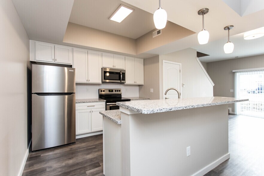 Demorest Townhomes 4230 Demorest Cove Ct Grove City OH 43123