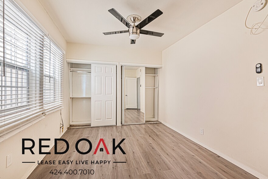 Building Photo - 615 N Rossmore Ave