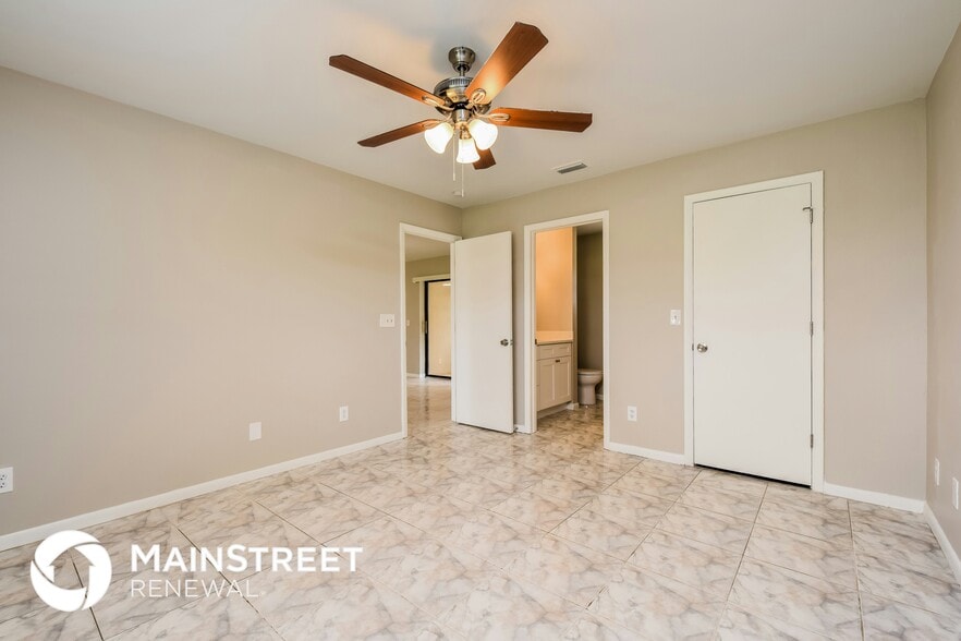 Building Photo - 8360 Coral Dr