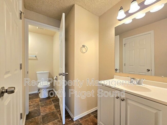 Building Photo - 228 N Stillaguamish Ave