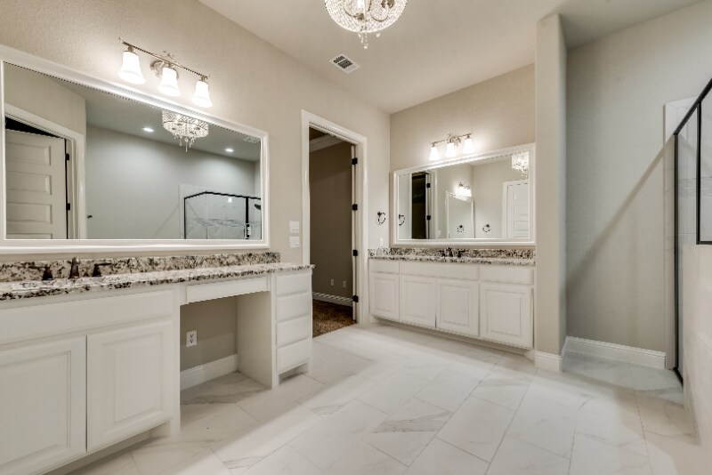 Building Photo - 8140 Money Ln