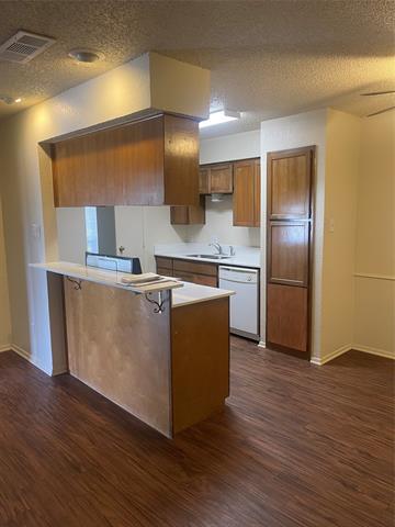 Building Photo - 2225 Roman Ct