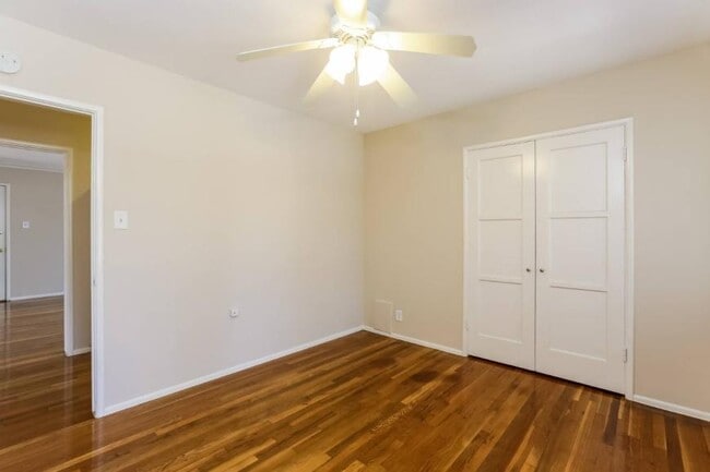 Building Photo - 2.0 bedroom in Pasadena California 91106