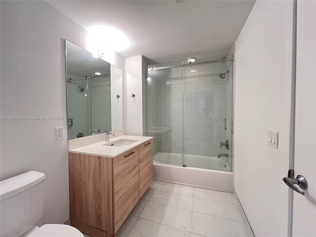 Building Photo - 16385 Biscayne Blvd