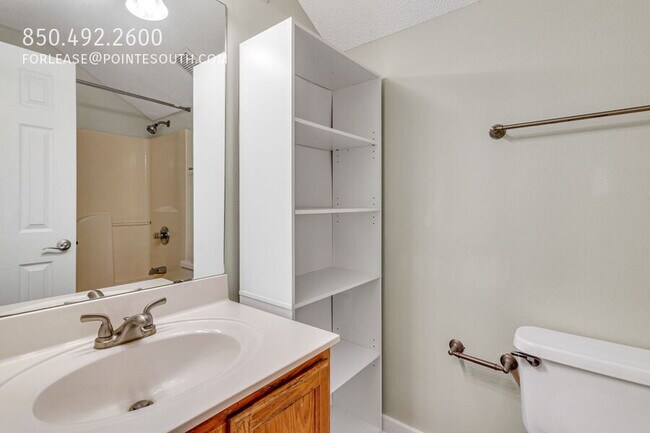 Building Photo - 917 Claeven Cir