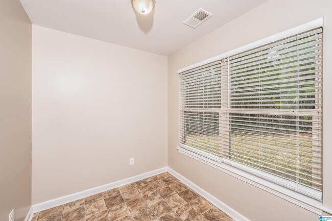 Building Photo - 1030 Moonlite Dr