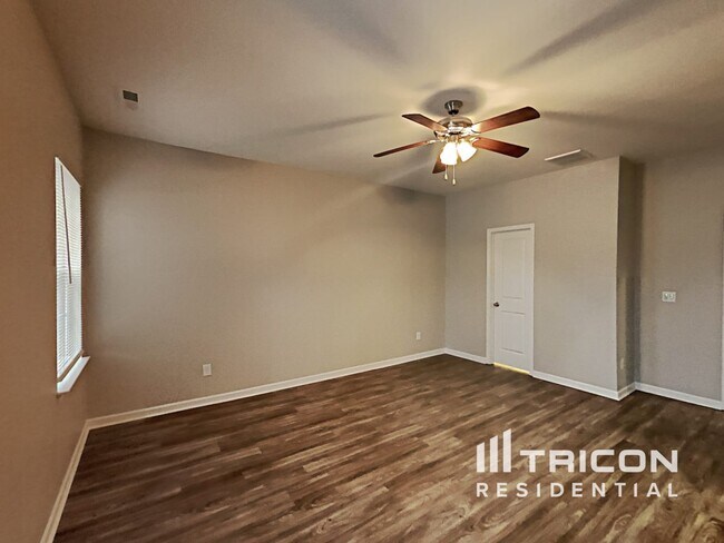 Building Photo - 909 Wild Lilac Ct