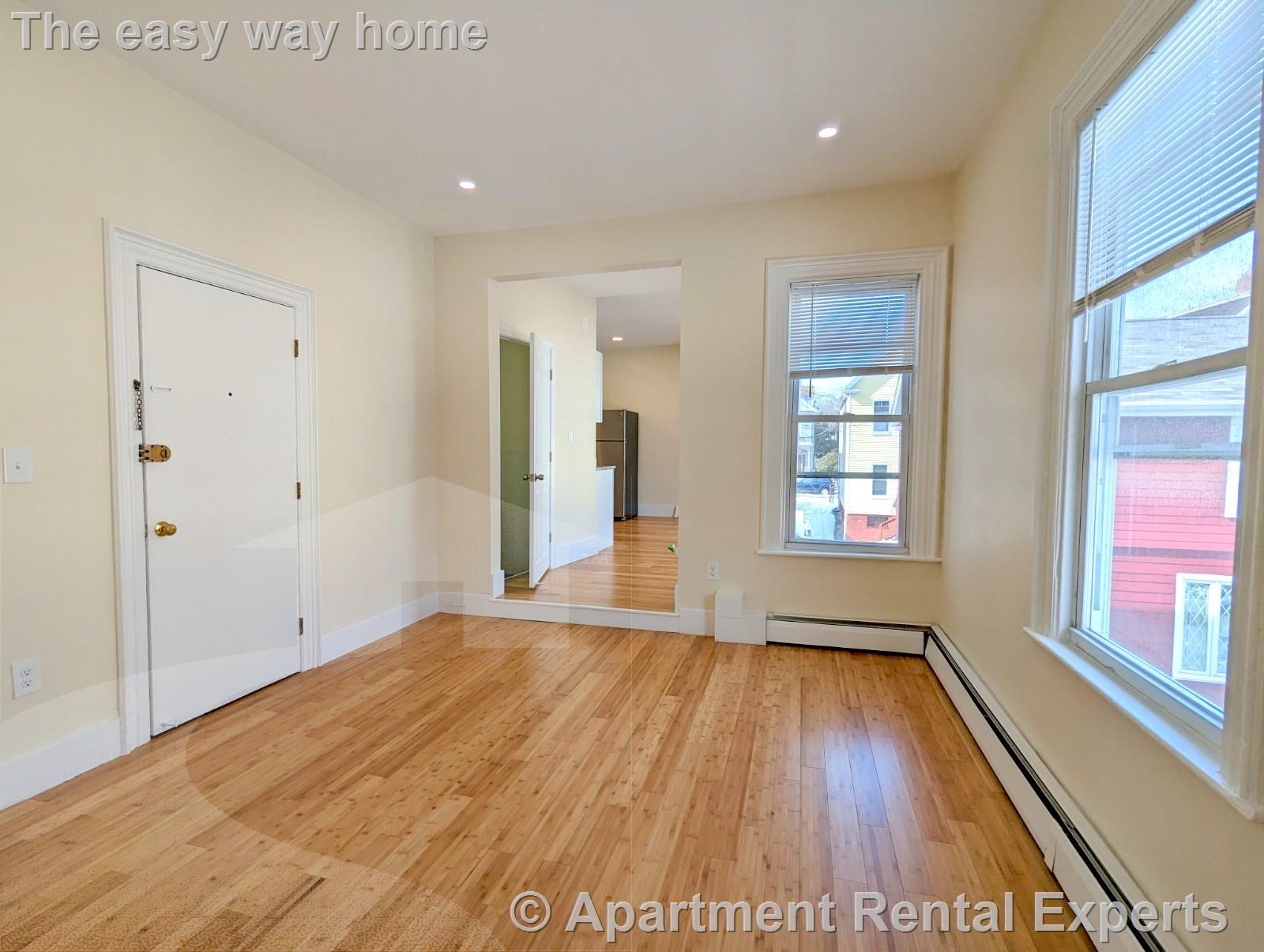 Building Photo - 19 Cameron Ave