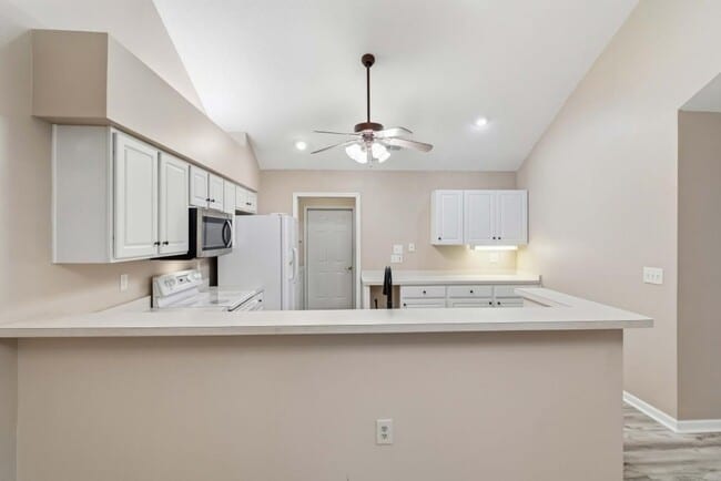 Building Photo - 17106 Harvest Ridge Ln