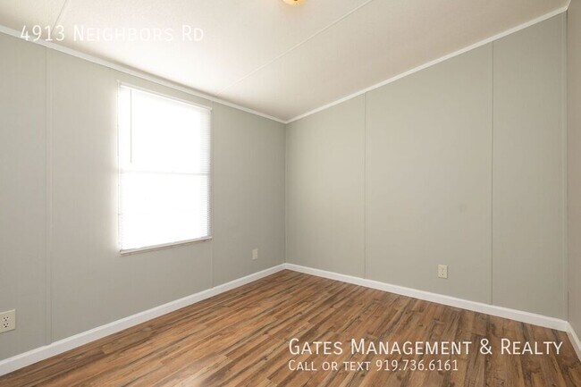Building Photo - Quiet  Country Living