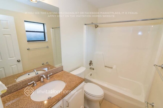 Building Photo - 1310 SW 83rd Ave