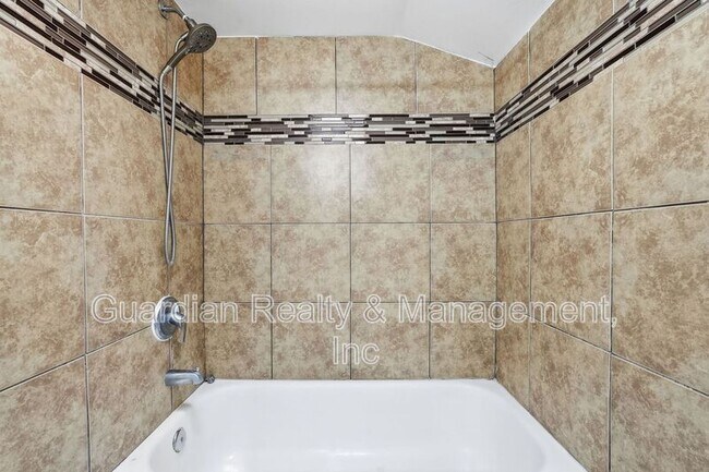 Building Photo - 4397 S Potter Dr