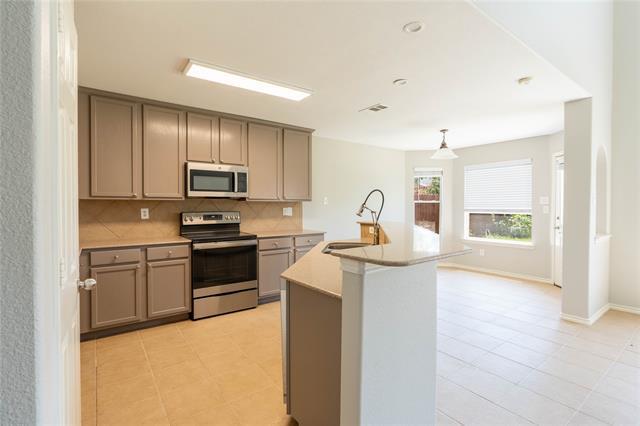 Building Photo - 2012 Meadow View Dr