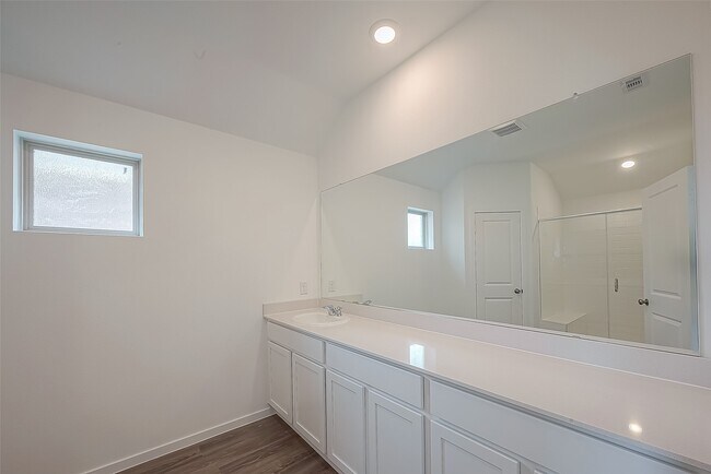 Building Photo - 27235 Henley Rdg Dr