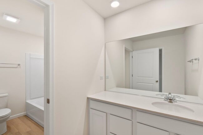 Building Photo - 660 Switchgrass Wy