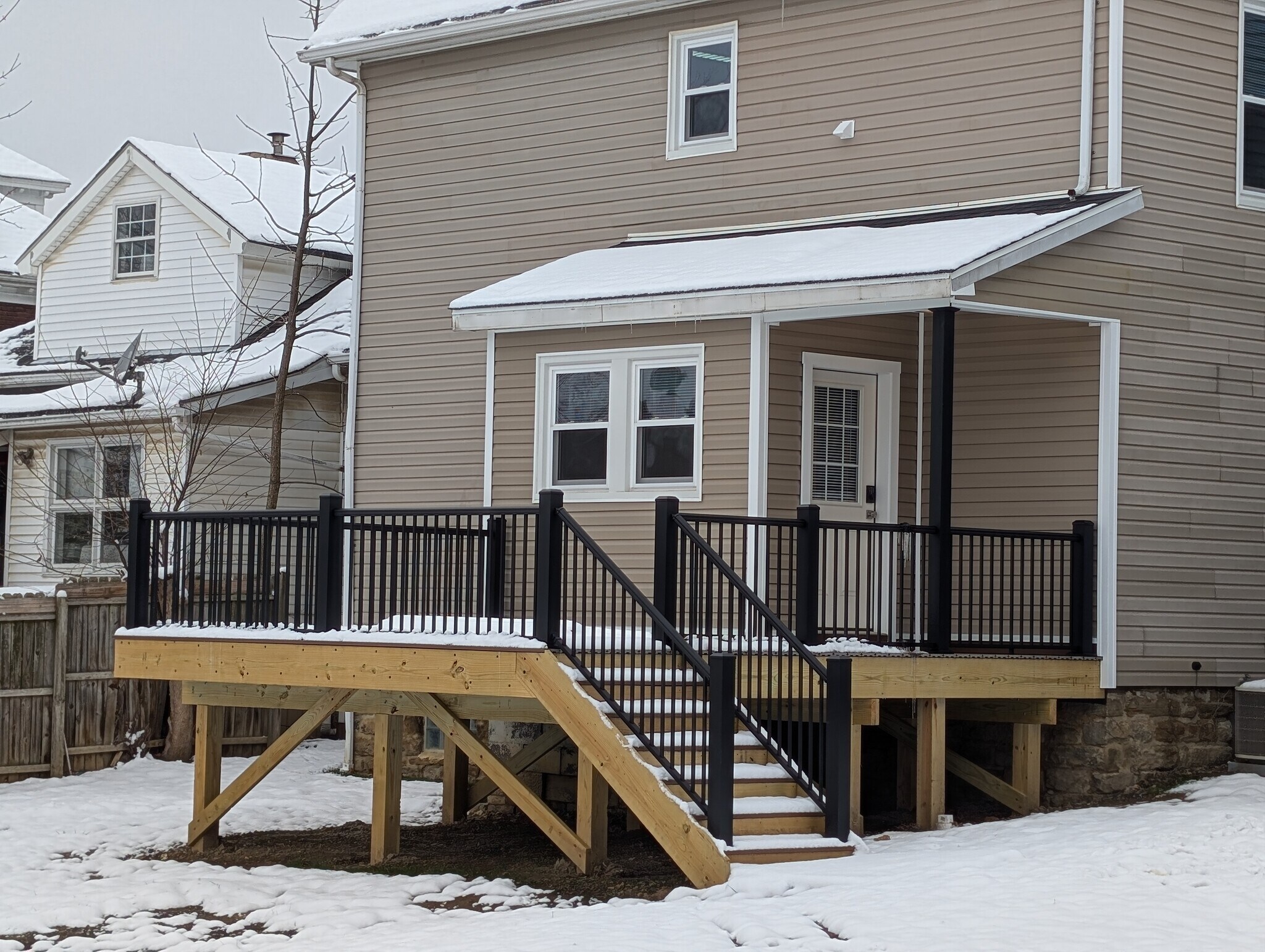 Back of home - 319 Howard St