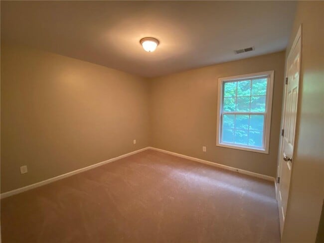 Building Photo - 397 Creek Manor Way
