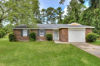 Building Photo - 4315 Parkwood Dr