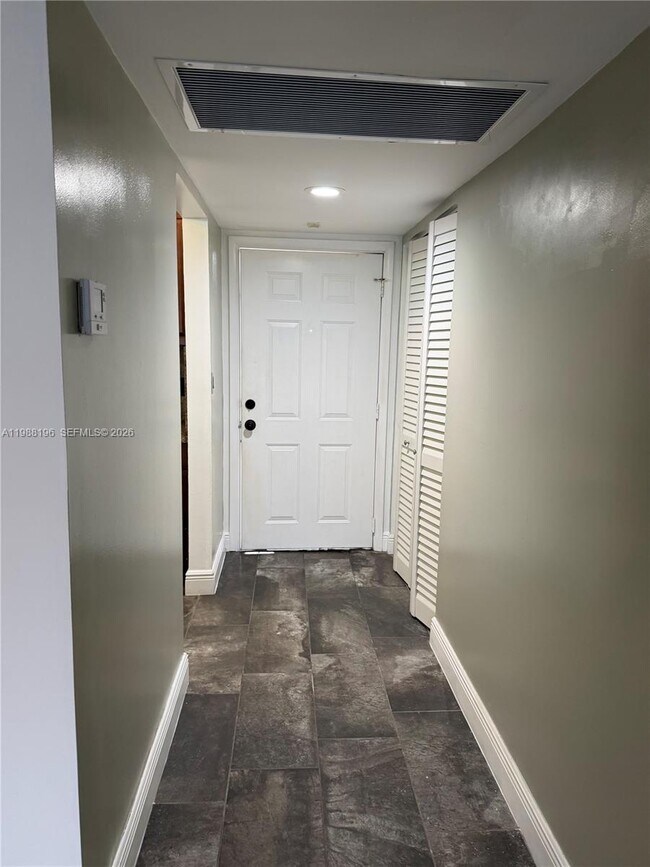 Building Photo - 9355 SW 8th St