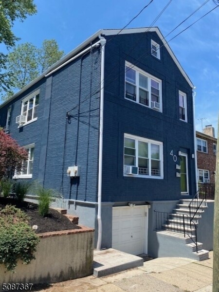 Building Photo - 40 Wheeler St
