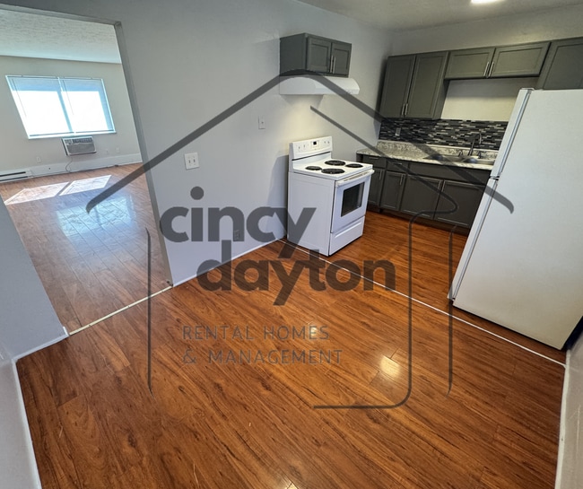 Building Photo - 6118 Stover Ave