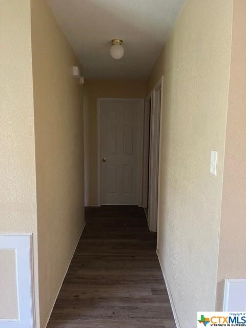 Building Photo - 1206 Fox Creek Dr