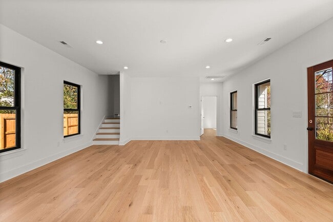 Building Photo - NEW CONSTRUCTION! Old Hickory