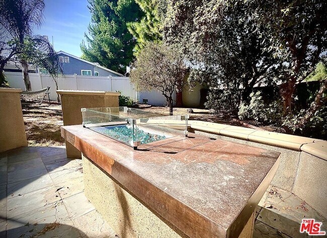 Building Photo - 3017 Urban Ave