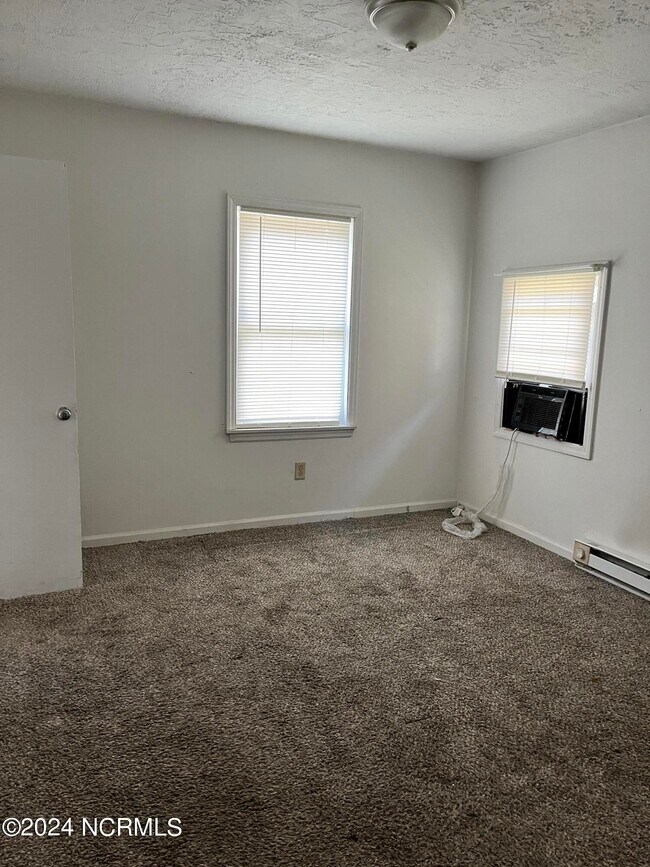 Building Photo - 4134 Corbett Cir