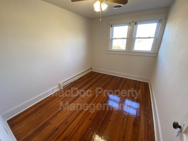 Building Photo - 885 Truslow Rd