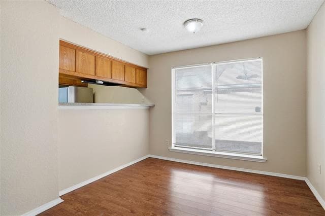 Building Photo - 2408 Summer Pl Dr