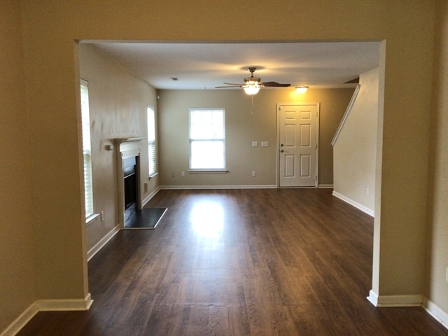 Building Photo - 250 Border Rd