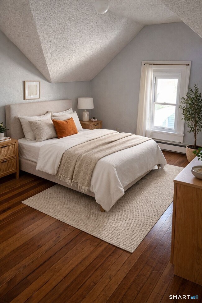 Building Photo - 16 Magnolia St