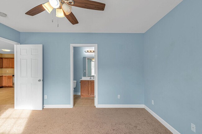 Building Photo - 188 Pine Hollow Rd