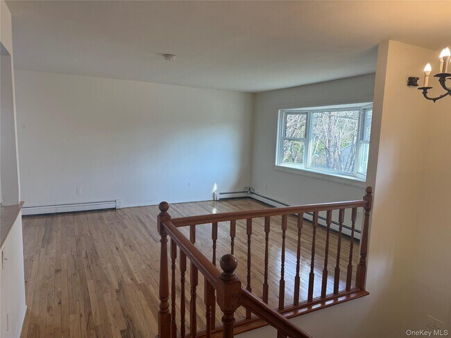 Building Photo - 53 King Rd