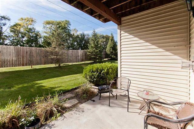 Building Photo - $1,250 | 2 Bedroom, 2 Bathroom Apartment | Cat Friendly* | Sublease* | Available for January 10th...