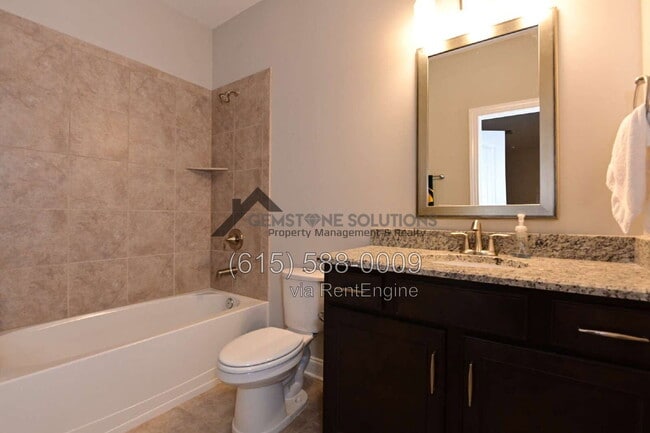 Building Photo - 1028 Fenner Ln