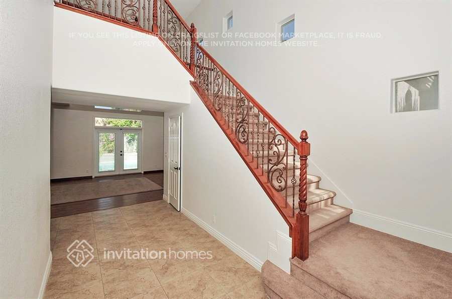 Building Photo - 5501 Carnation Meadow St