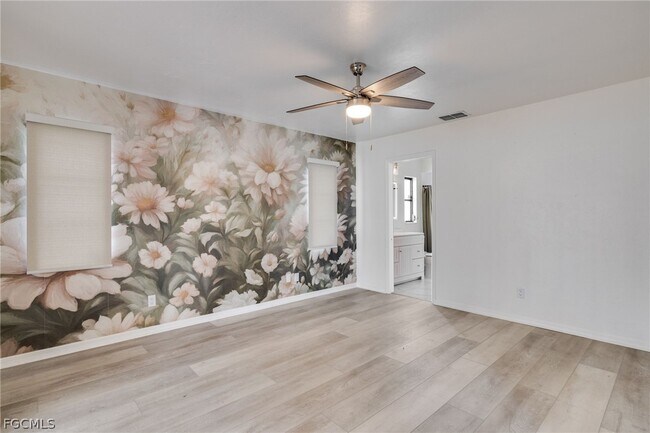 Building Photo - 3414 SE 2nd Pl