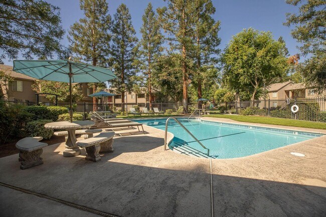 Interior Photo - Sierra Ridge