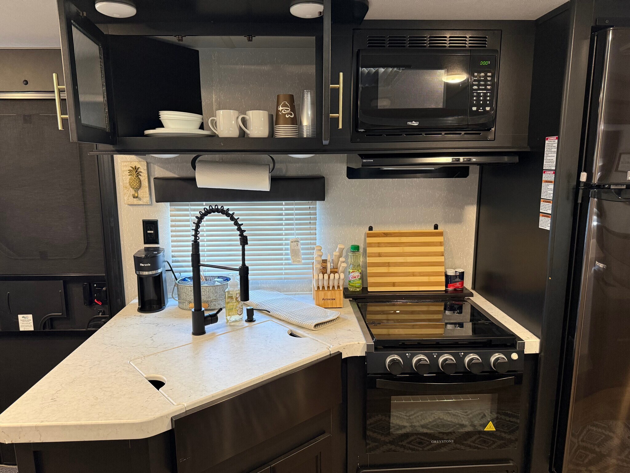 Building Photo - 48 Enos Dr